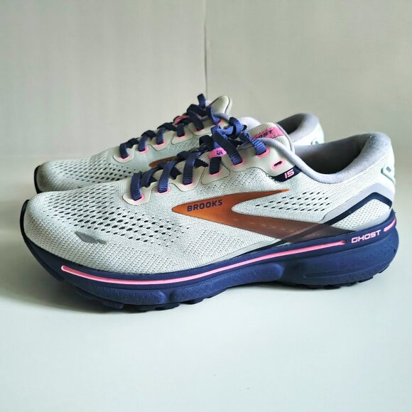 Brooks Ghost 15 Running Training - Picture 3 of 8